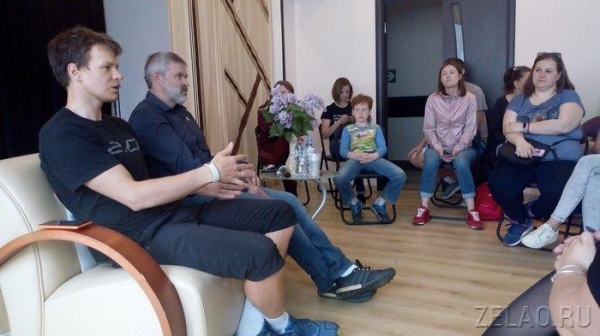 Матвей Елисеев провел встречу со своими фанатами в Зеленограде