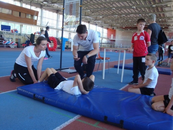 Спортивный клуб «Поколение спорта» принял участие в Московском весеннем фестивале «Всей семьей на ГТО»
