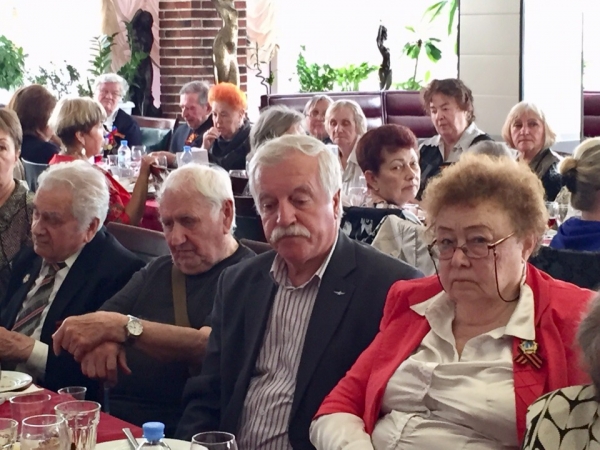 В Зеленограде организовали традиционный благотворительный обед для ветеранов