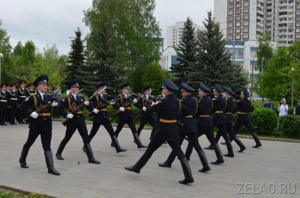 В Зеленоград на вернисаж прибыло подразделение Президентского полка