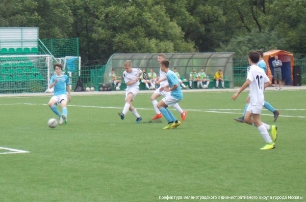 «Спутник» сохранил лидерство в общем зачете