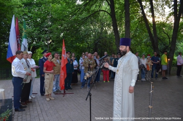 У братского захоронения в деревне Каменка состоялась акция «Горсть памяти»