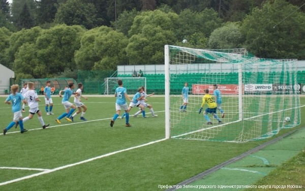 «Спутник» сохранил лидерство в общем зачете