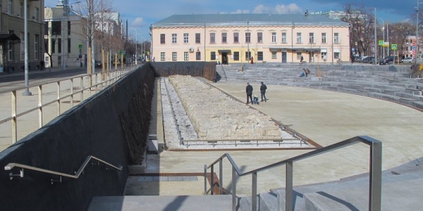 Хохловскую площадь обустроят в кратчайшие сроки