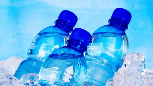 В Зеленограде во время жары раздавали прохладную воду