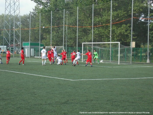 «Спутник» сохранил лидерство в общем зачете