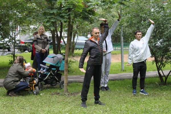 В Крюково прошел традиционный праздник «День соседей»