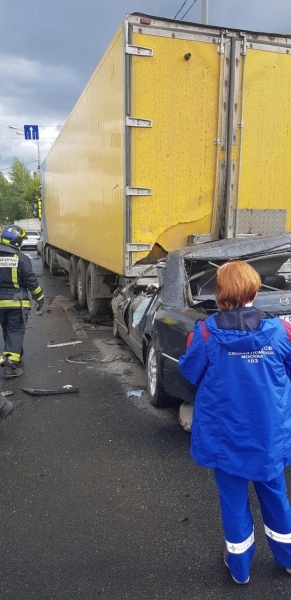 Водитель Audi погиб в ДТП на улице Гоголя