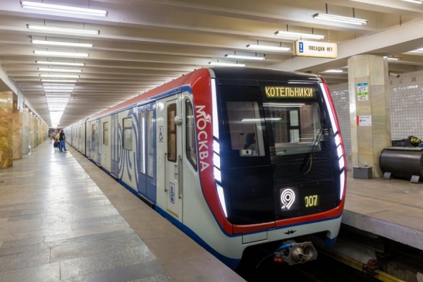 С начала года пассажиры совершили на метро более миллиарда поездок