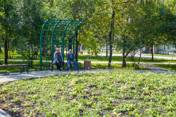 Благоустройство сквера 60-летия Победы в Зеленограде завершено