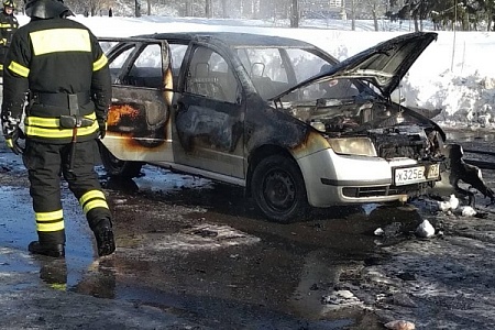 Две машины загорелись в Зеленограде на прошлой неделе