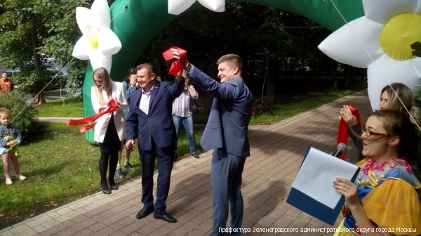 В 1-м мкрн Зеленограда состоялось праздничное открытие обновленной пешеходной зоны