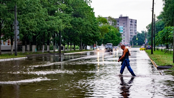 В Зеленограде затопило переход на Центральном проспекте