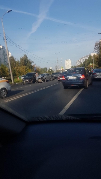 Серия ДТП заблокировала подъезды к городской больнице