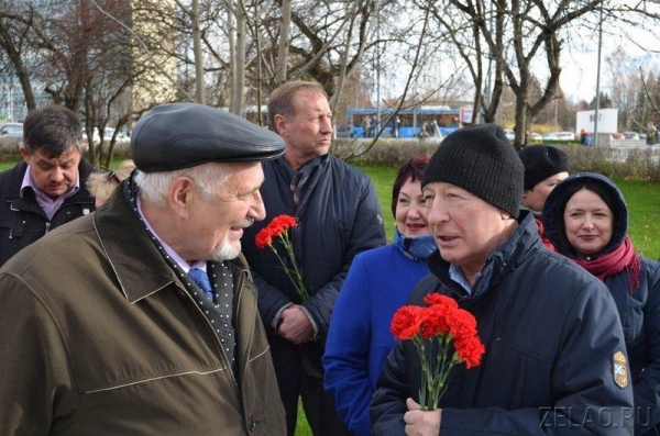 В Зеленограде состоялся митинг и возложение цветов к бюсту Александра Шокина
