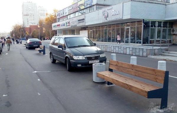 Автомобили, припаркованные на пешеходной зоне Центрального проспекта, будут эвакуировать