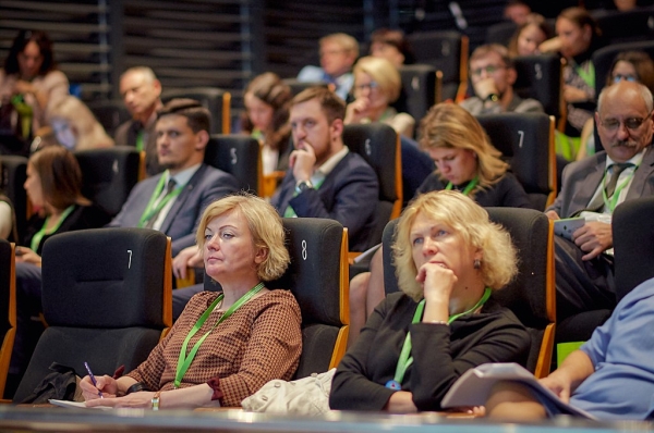 Итоги первого дня работы форума «Ответственность бизнеса перед будущим. Технологии на стороне общества и природы»