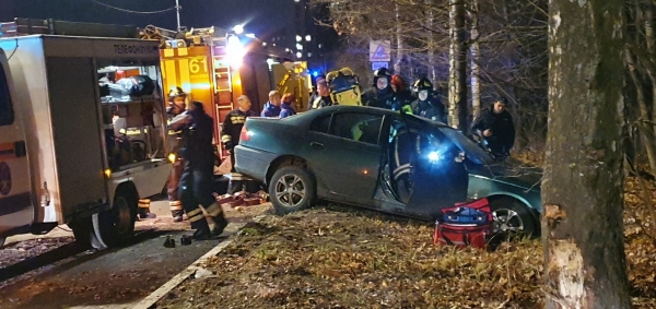 Пострадавший в субботнем ДТП водитель пока в тяжелом состоянии