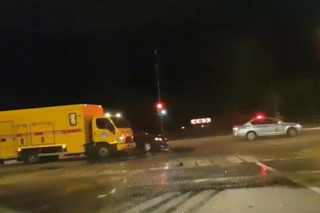 Провал дороги в новой части Зеленограда