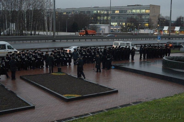Московские кадеты приняли участие в митинге у мемориала «Штыки»