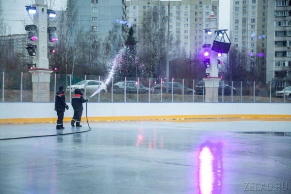 Префект Зеленограда посетил новую фестивальную площадку в 16-м микрорайоне