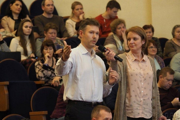 На встрече префекта Зеленограда с жителями рассказали об организации зимнего отдыха в округе
