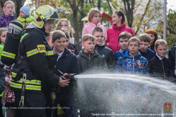 Более 200 спасенных жизней – московские пожарные подвели итоги 2019