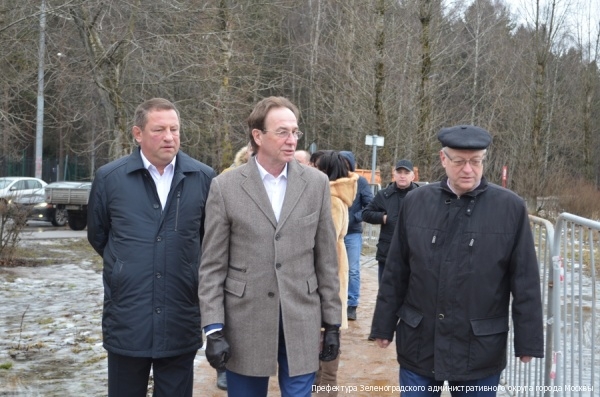 Префект Зеленограда осмотрел места крещенских купаний