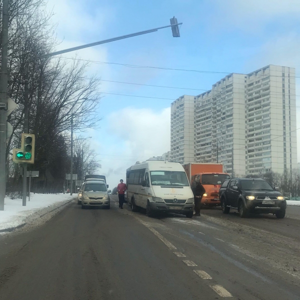 Автобус «Зеленопарка» опять попал в ДТП в Зеленограде