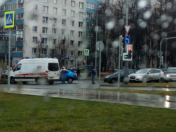 Большая пробка образовалась в центре Зеленограда из-за ДТП