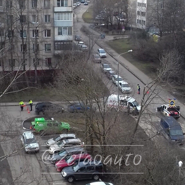 Пенсионерку госпитализировали в «травму» после наезда автомобиля