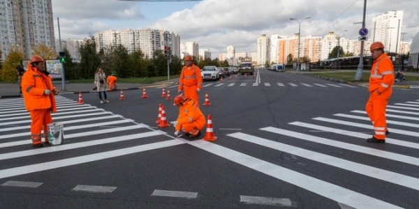 Временная «зебра» и светофор появились на Савелкинском шоссе
