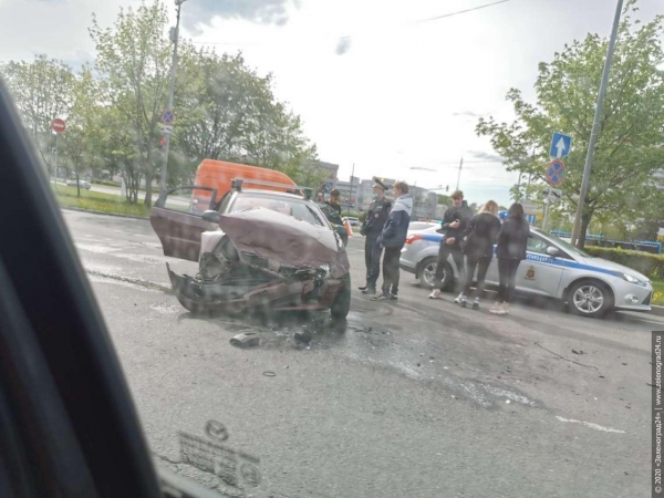 В аварии напротив «Иридиума» никто не пострадал