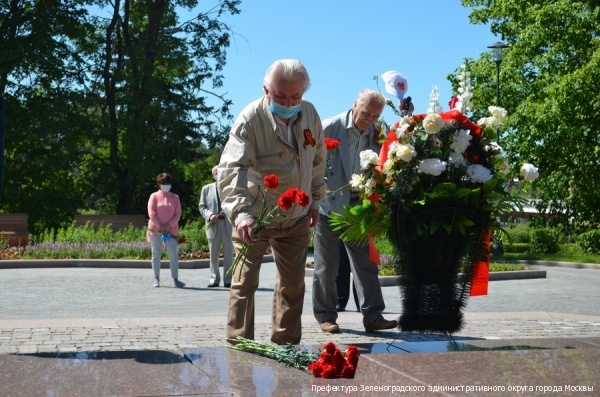 В День памяти и скорби прошло возложение венков