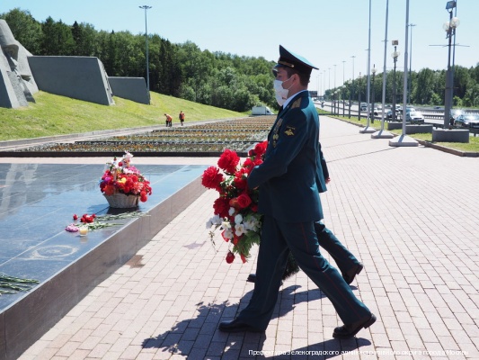 В День памяти и скорби прошло возложение венков