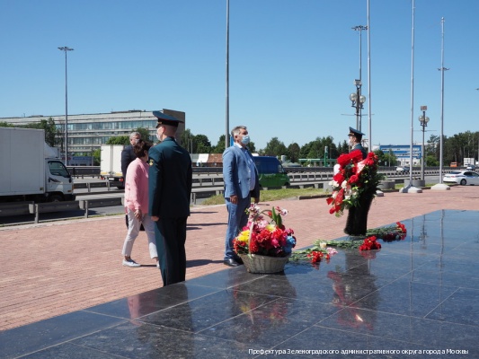 В День памяти и скорби прошло возложение венков