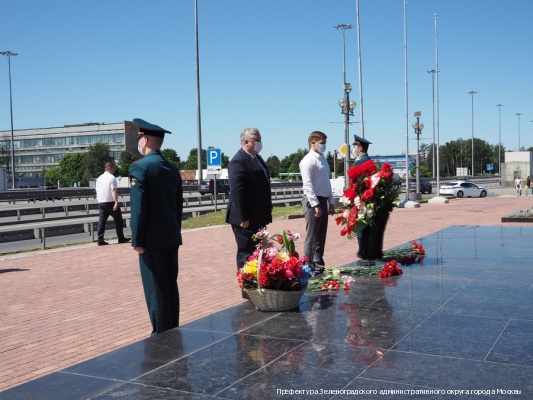 В День памяти и скорби прошло возложение венков