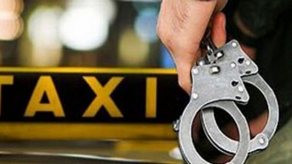 В Зеленограде таксиста с пассажиром задержали за грабеж