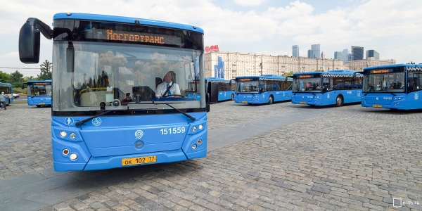 В парк «Мосгортранса» поступило более 290 новых автобусов