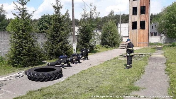 Во всех пожарных частях Зеленограда прошли тренировки по спасению человека в лабиринте