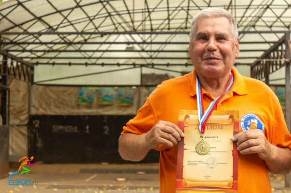 В парке «Ровесник» состоялся чемпионат Зеленограда по городкам