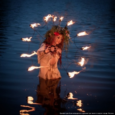 В Зеленограде прошло традиционное купание и файер-шоу