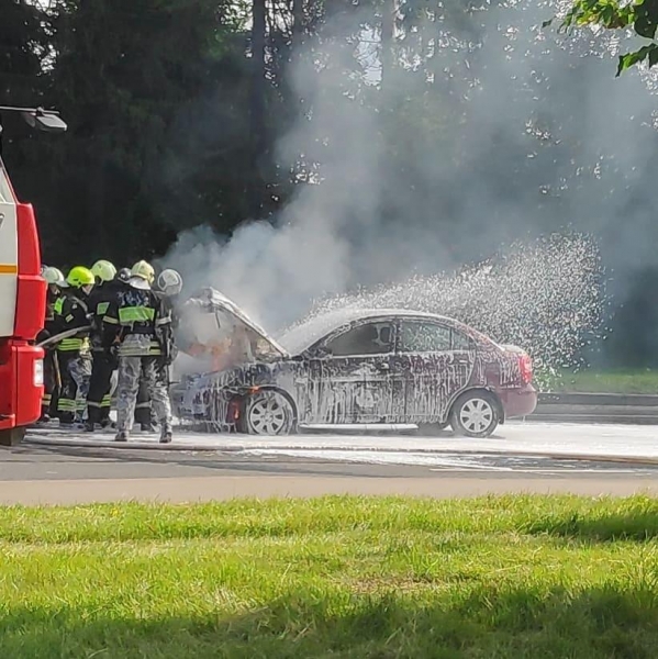 Два автомобиля в течение суток загорелись в Зеленограде