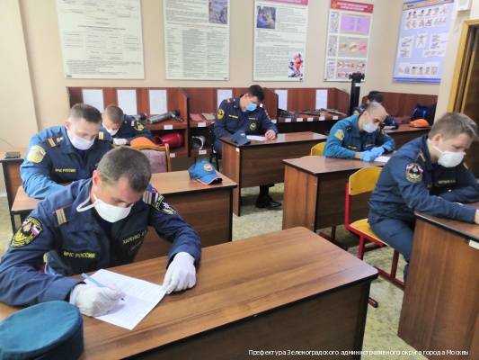 Огнеборцы Зеленограда сразились за звания «Лучшего пожарного» и «Лучшего начальника караула»