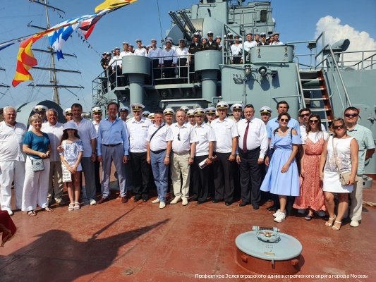 Делегация из Зеленограда посетила празднование Дня военно-морского флота в Севастополе