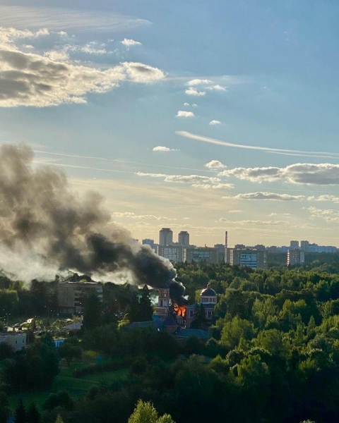 Никольский храм объявил сбор пожертвований на новую иконную лавку