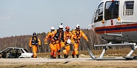 Пилоты экстренной авиации встретили День Воздушного флота России на боевом посту