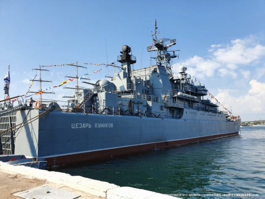 Делегация из Зеленограда посетила празднование Дня военно-морского флота в Севастополе
