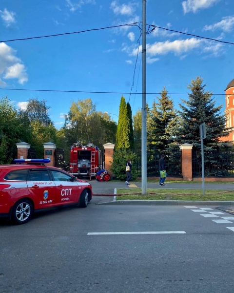 Никольский храм объявил сбор пожертвований на новую иконную лавку