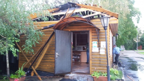 Никольский храм объявил сбор пожертвований на новую иконную лавку